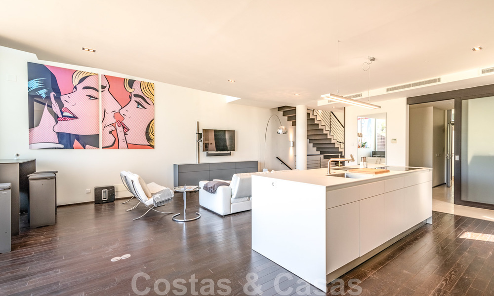 Modern luxury corner house with sea view for sale in the exclusive Sierra Blanca, Marbella 27145