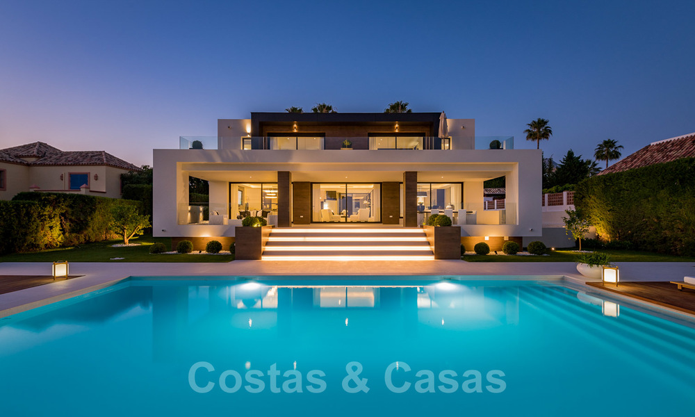 Spectacular modern designer villa for sale, frontline golf in Nueva Andalucia, Marbella 27189