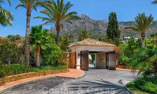 Traditional classic Mediterranean luxury villa for sale with stunning sea views in a gated community on the Golden Mile, Marbella 27284 