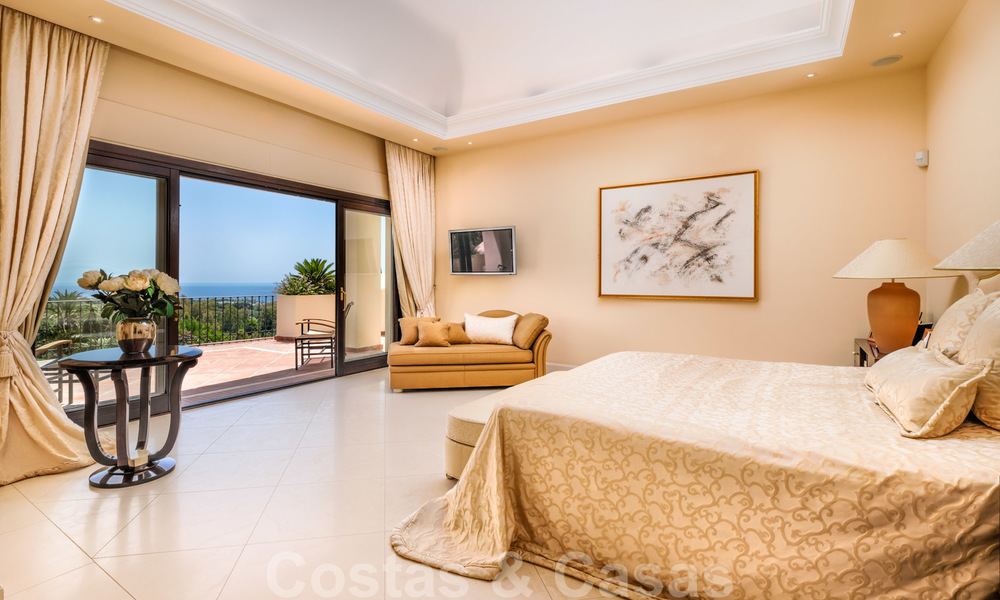 Traditional classic Mediterranean luxury villa for sale with stunning sea views in a gated community on the Golden Mile, Marbella 27297