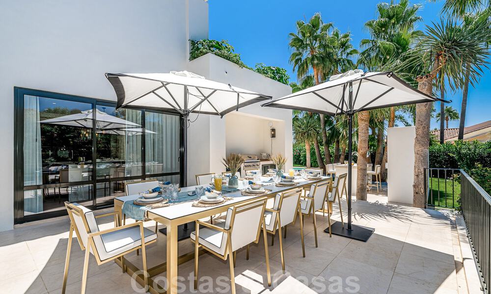 Luxury classic family villa for sale in Sierra Blanca, Marbella 32206