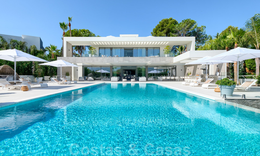 Exclusive new modern villa for sale, directly on the Las Brisas golf course in the Golf Valley of Nueva Andalucia, Marbella 27435