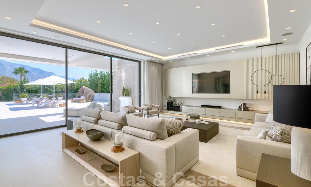 Exclusive new modern villa for sale, directly on the Las Brisas golf course in the Golf Valley of Nueva Andalucia, Marbella 27447