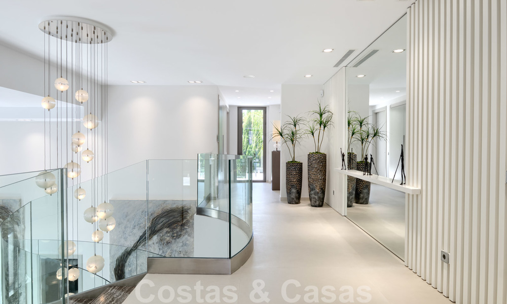 Exclusive new modern villa for sale, directly on the Las Brisas golf course in the Golf Valley of Nueva Andalucia, Marbella 27476