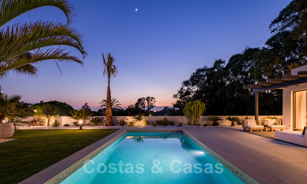 Ready to move in contemporary Mediterranean villa with sea views for sale at a short walking distance to the beach and all amenities, beach side Elviria in Marbella 27530