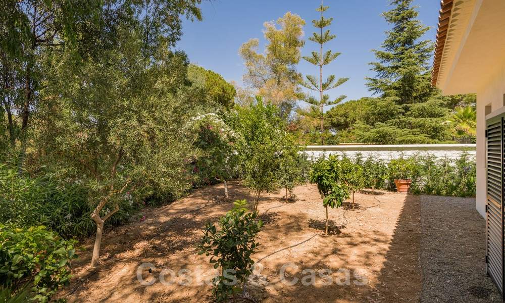 Ready to move in contemporary Mediterranean villa with sea views for sale at a short walking distance to the beach and all amenities, beach side Elviria in Marbella 27540