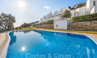 New modern houses for sale with panoramic mountain and sea views in an urbanization surrounded by nature in Marbella East 27595 