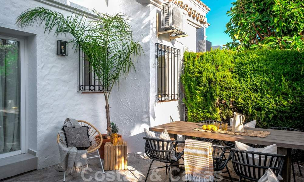 Beautifully renovated property with 4 bedrooms within walking distance to local amenities and Puerto Banus in Marbella 27610
