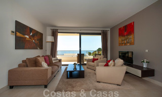 Timeless modern apartment for sale in Marbella with sea view 27988 