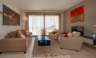 Timeless modern apartment for sale in Marbella with sea view 27989 