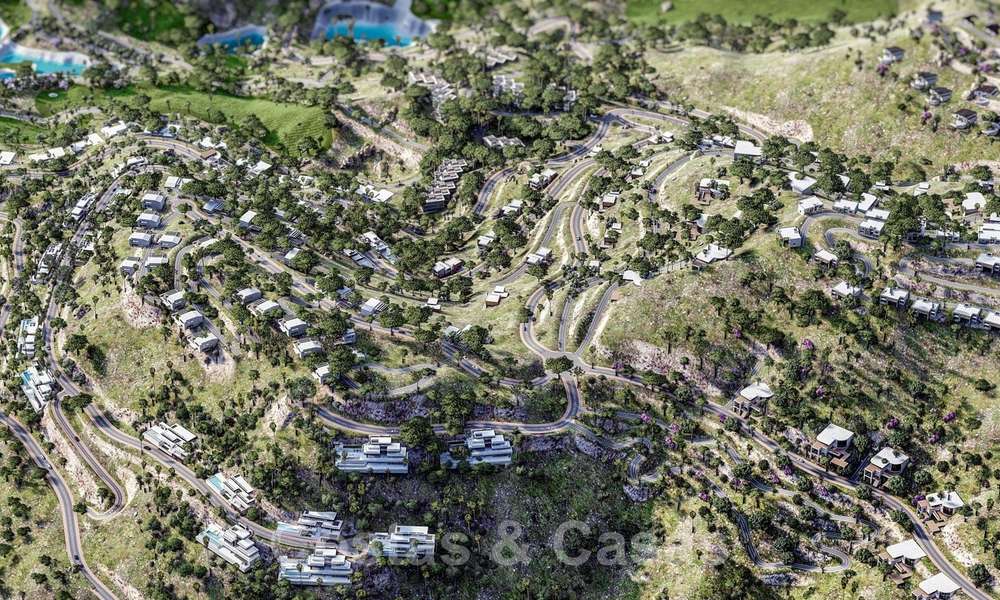 Turnkey, modern villas with spectacular views of the golf course, the lake, the mountains and the Mediterranean Sea to Africa, in a gated nature and golf resort for sale in Benahavis - Marbella 27911