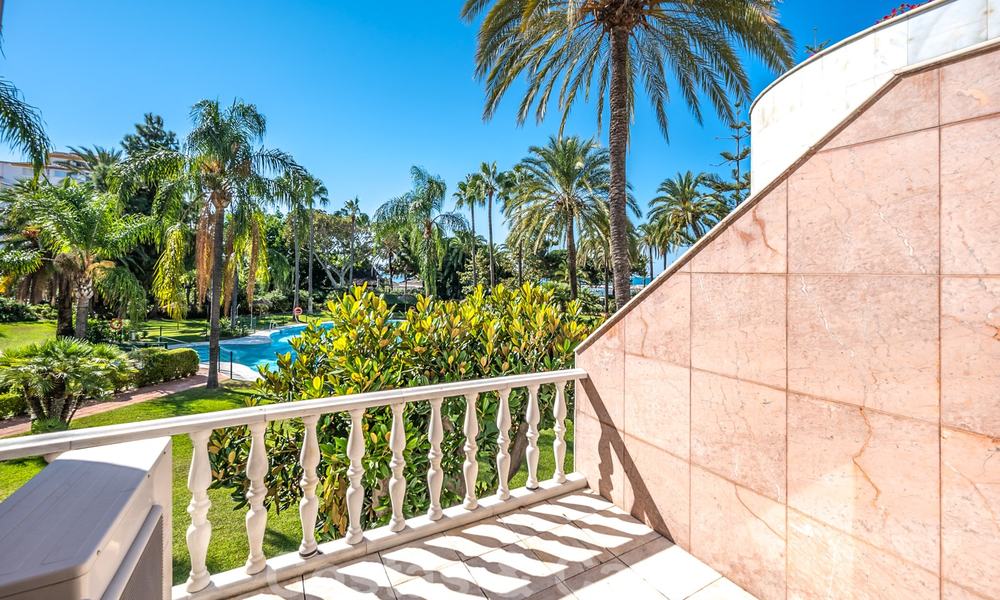 Renovated flat for sale in the iconic first line beach complex Gray D'Albion in Puerto Banus, Marbella 28359