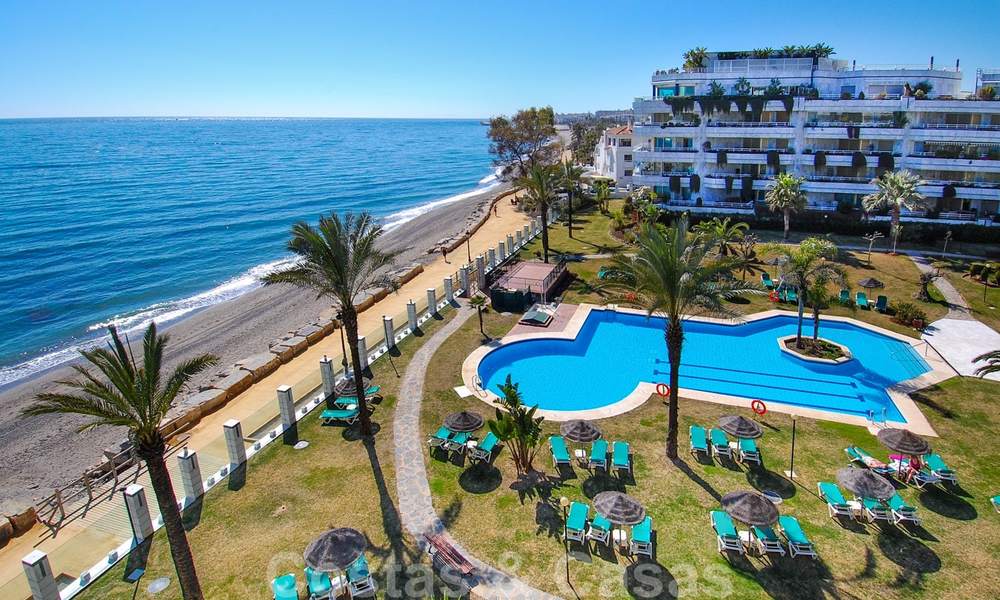 Apartments for sale in the exclusive front-line beach complex Playa Esmeralda on the Golden Mile, near Puerto Banús 28490