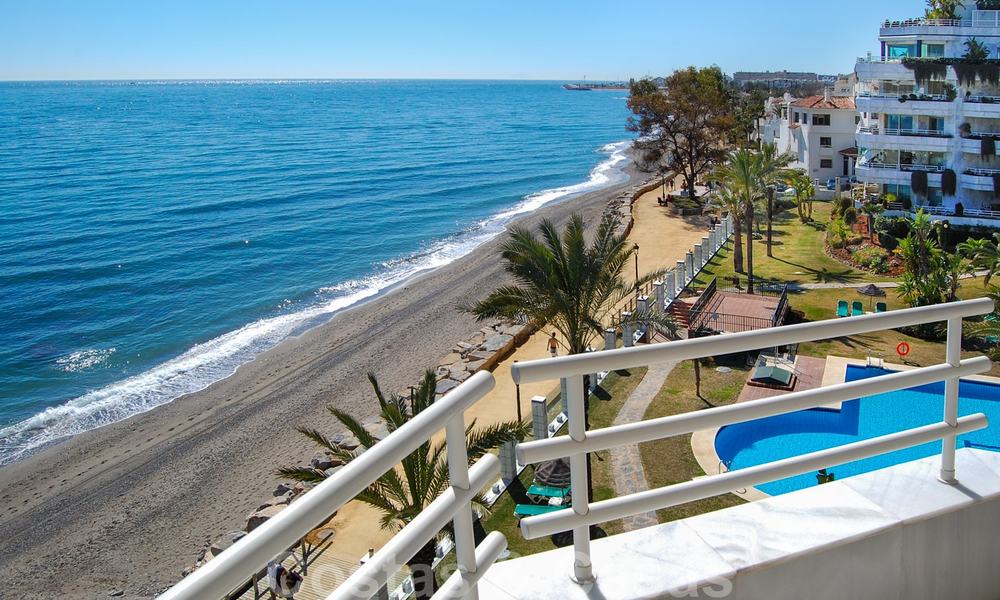 Apartments for sale in the exclusive front-line beach complex Playa Esmeralda on the Golden Mile, near Puerto Banús 28495