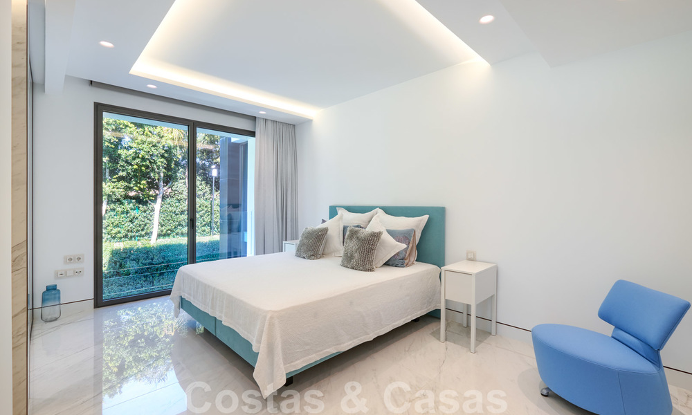 Private resale! Brand new on the market. Ultra deluxe avant garde beach front apartment for sale in an exclusive complex on the New Golden Mile, Marbella - Estepona 28688
