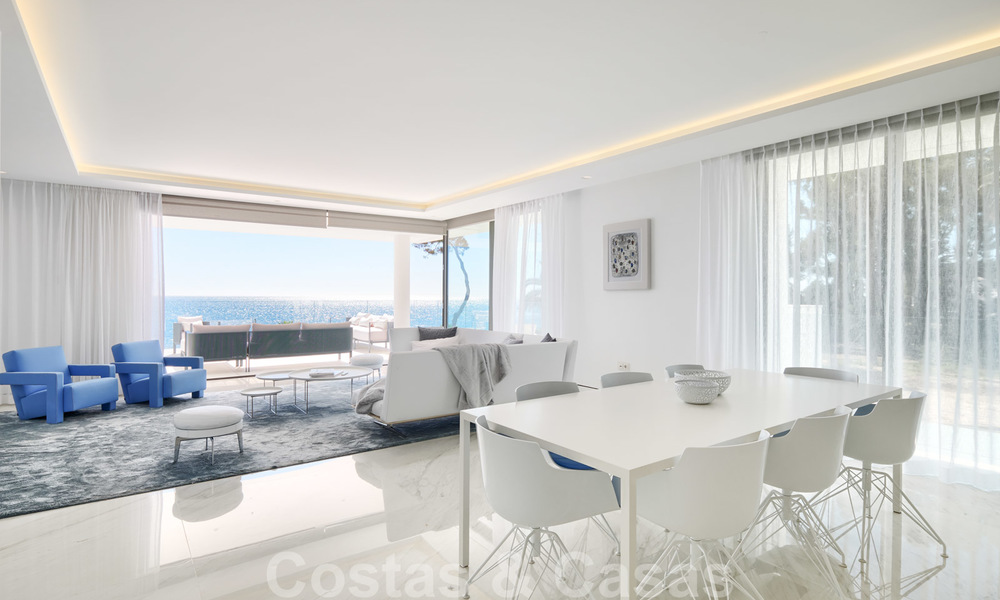 Private resale! Brand new on the market. Ultra deluxe avant garde beach front apartment for sale in an exclusive complex on the New Golden Mile, Marbella - Estepona 28694