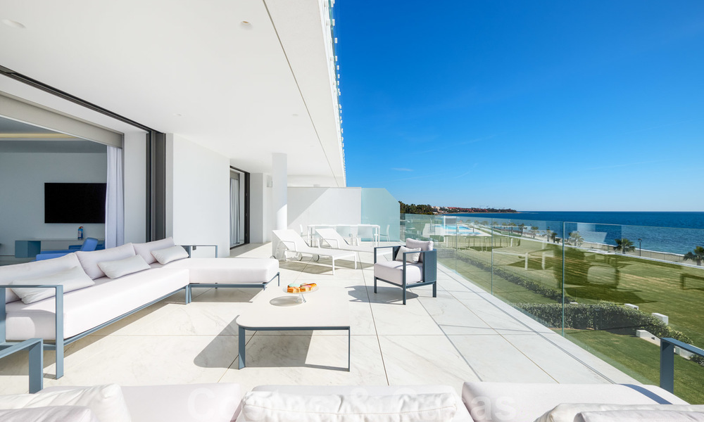 Private resale! Brand new on the market. Ultra deluxe avant garde beach front apartment for sale in an exclusive complex on the New Golden Mile, Marbella - Estepona 28712