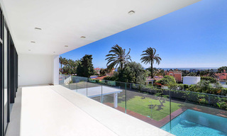 For sale, modern villa ready to move in, within walking distance to Puerto Banus in Nueva Andalucia, Marbella 28671 