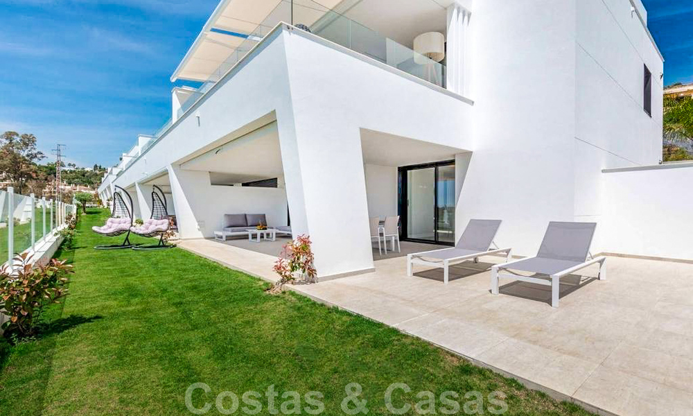 Spacious modern 3-bedroom luxury flat for sale with sea views and ready to move in, Nueva Andalucia, Marbella 28916