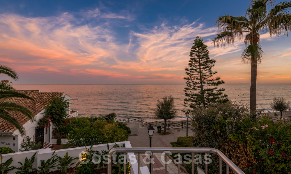 For sale, move-in ready, fully renovated beachfront villa with sea view in Estepona West 28868