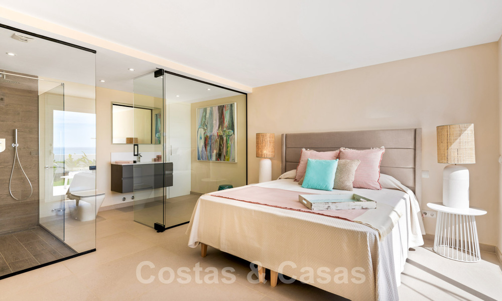 For sale, move-in ready, fully renovated beachfront villa with sea view in Estepona West 28901