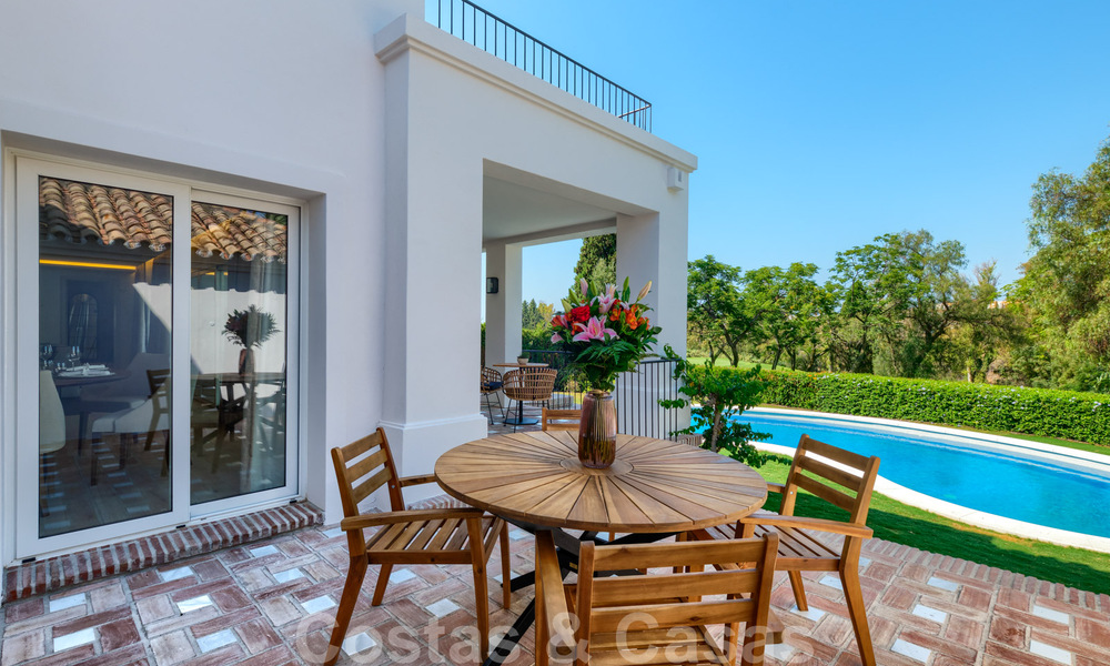 For sale, frontline golf villa, tastefully renovated in sought after, quiet neighbourhood in Guadalmina - Marbella 29237