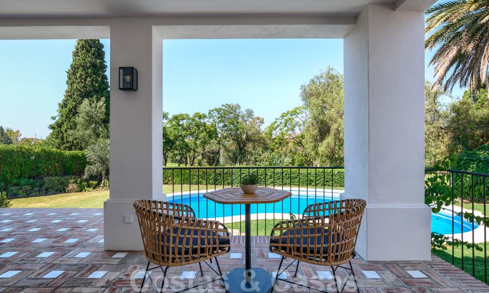 For sale, frontline golf villa, tastefully renovated in sought after, quiet neighbourhood in Guadalmina - Marbella 29241