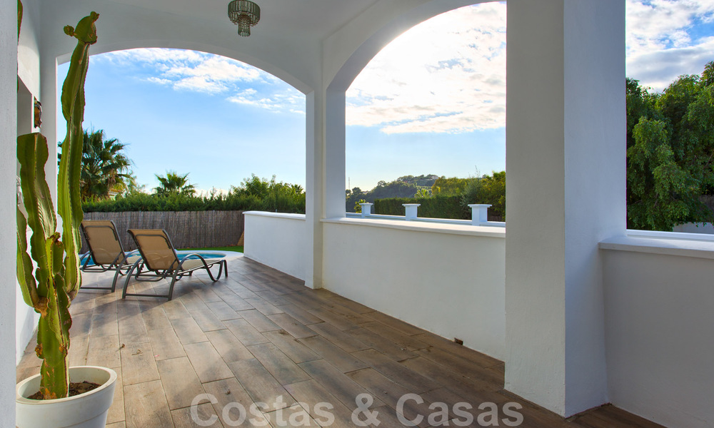 For sale, renovated villa with a contemporary interior on the New Golden Mile, Marbella - Estepona 29365