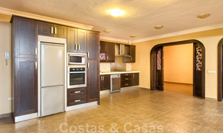 For sale, renovated villa with a contemporary interior on the New Golden Mile, Marbella - Estepona 29389 