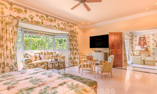 Spectacular elegant beachside mansion for sale in west Marbella 29406 
