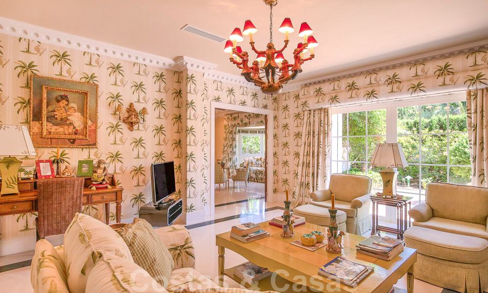 Spectacular elegant beachside mansion for sale in west Marbella 29407