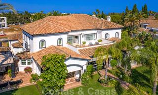 Spectacular elegant beachside mansion for sale in west Marbella 29426 