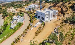Modern new build villa with panoramic mountain- and sea views for sale in the hills of Marbella East. Under construction. 44285 