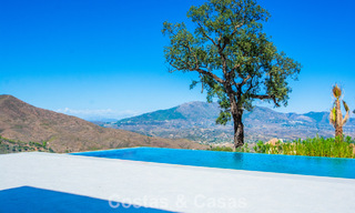 Modern new build villa with panoramic mountain- and sea views for sale in the hills of Marbella East. Almost ready. 57680 