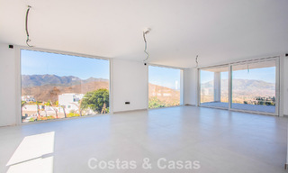 Modern new build villa with panoramic mountain- and sea views for sale in the hills of Marbella East. Almost ready. 57686 