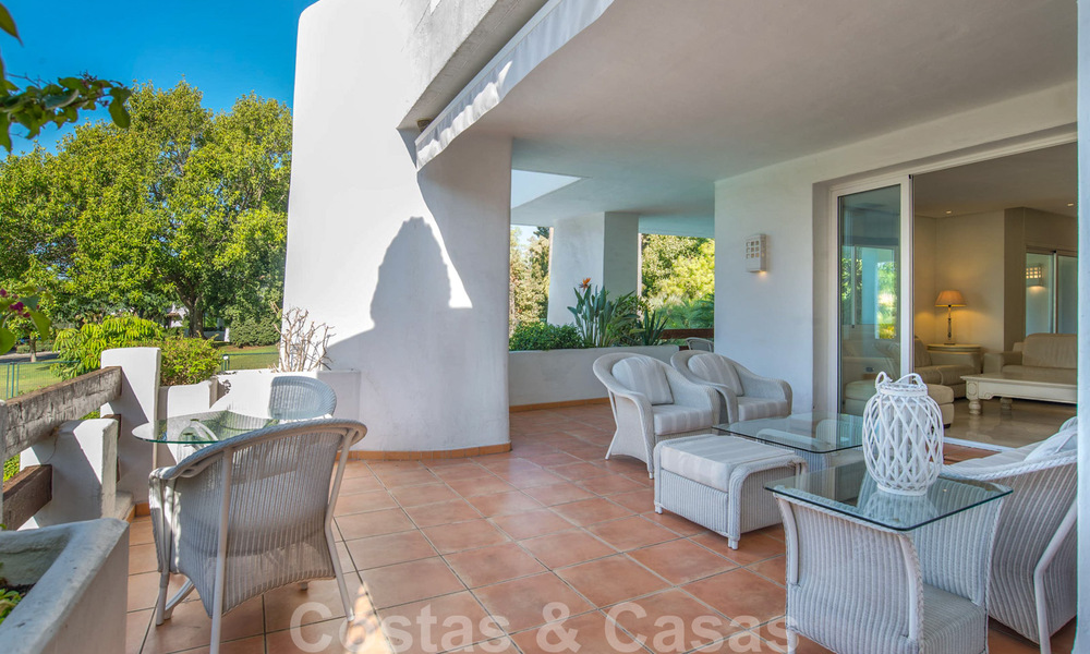 Spacious luxury corner apartment for sale in frontline beach complex within walking distance of Estepona centre 29665