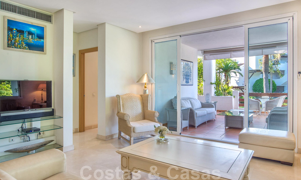 Spacious luxury corner apartment for sale in frontline beach complex within walking distance of Estepona centre 29666