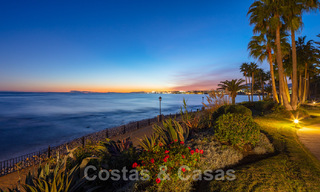 Luxurious fully renovated apartment with stunning sea views for sale in Puente Romano - Golden Mile, Marbella 29899 