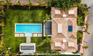 Spacious new modern beachside luxury villa for sale near the golf course in Marbella - Estepona 30152 