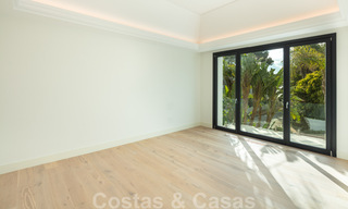 Spacious new modern beachside luxury villa for sale near the golf course in Marbella - Estepona 30175 