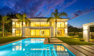 Spacious new modern beachside luxury villa for sale near the golf course in Marbella - Estepona 30185 
