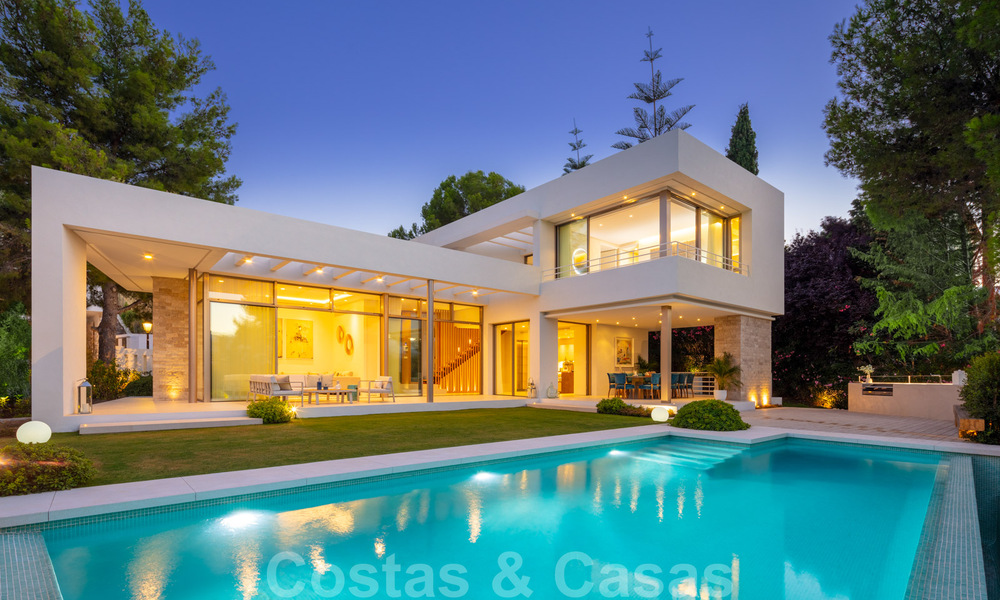 Elegant new built villa for sale with beautiful views of the La Concha mountain in Nueva Andalucia - Marbella 30078