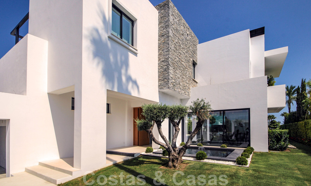 Brand New modern Villa for sale on the Golden Mile, Marbella. Special discount until 31/12! 30243
