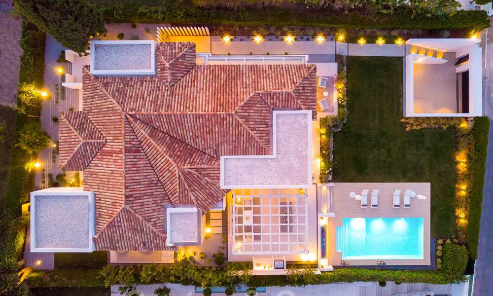 Stylish renovated villa for sale with beautiful views of the mountain range in Nueva Andalucia - Marbella, walking distance to amenities 30310
