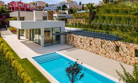 Last villa! Contemporary modern newly built villa with sea views for sale in Nueva Andalucia, Marbella 30315