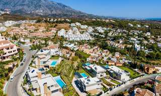 Last villa! Contemporary modern newly built villa with sea views for sale in Nueva Andalucia, Marbella 30317 