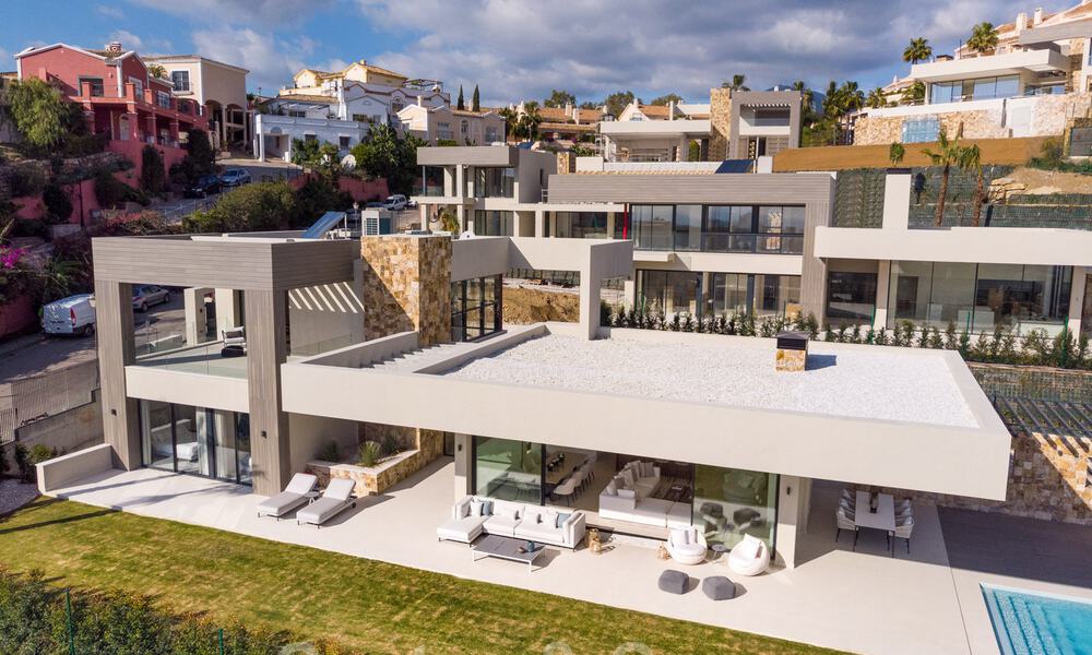 Last villa! Contemporary modern newly built villa with sea views for sale in Nueva Andalucia, Marbella 30335