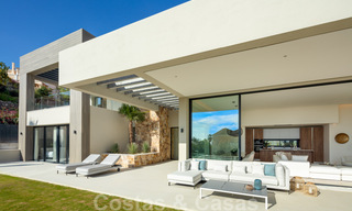 Last villa! Contemporary modern newly built villa with sea views for sale in Nueva Andalucia, Marbella 30342 