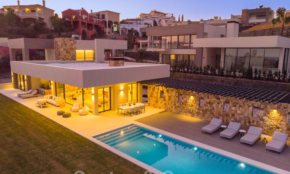 Last villa! Contemporary modern newly built villa with sea views for sale in Nueva Andalucia, Marbella 30347