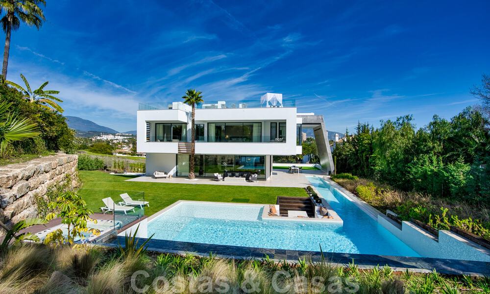 Ready to move in modern villa for sale within walking distance to amenities and Puerto Banus in Nueva Andalucia, Marbella 30702